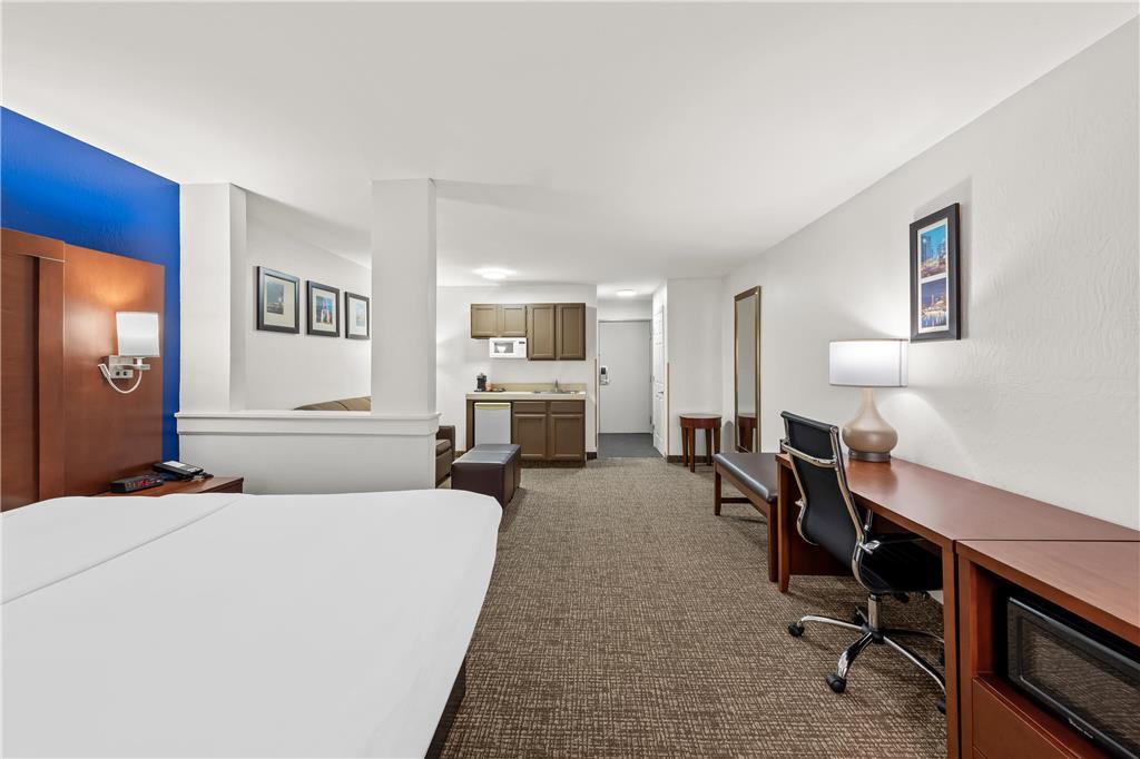 Comfort Inn & Suites Fairborn Near Wright Patterson Afb Zimmer foto