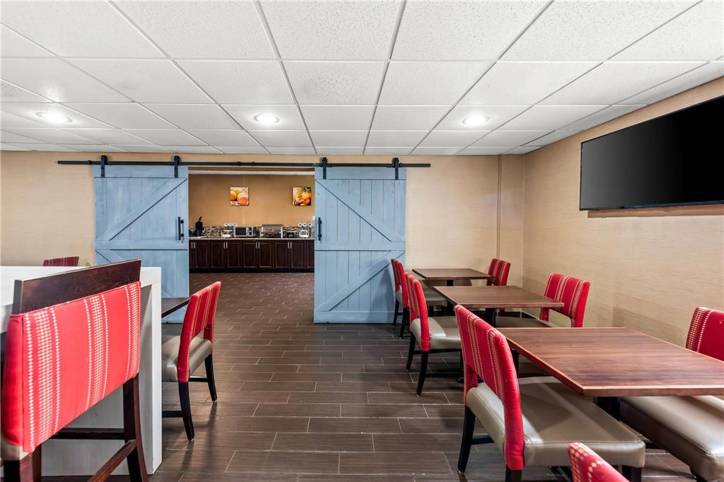Comfort Inn & Suites Fairborn Near Wright Patterson Afb Restaurant foto